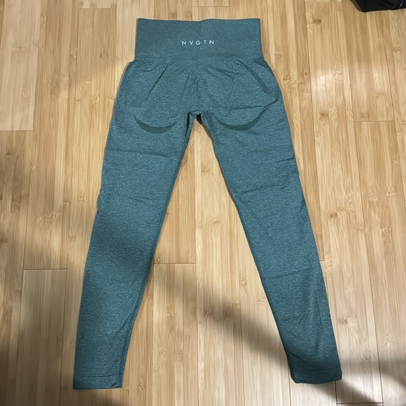 NVGTN Forest Green OG Seamless Contour Leggings sz M - Picture 4 of 4